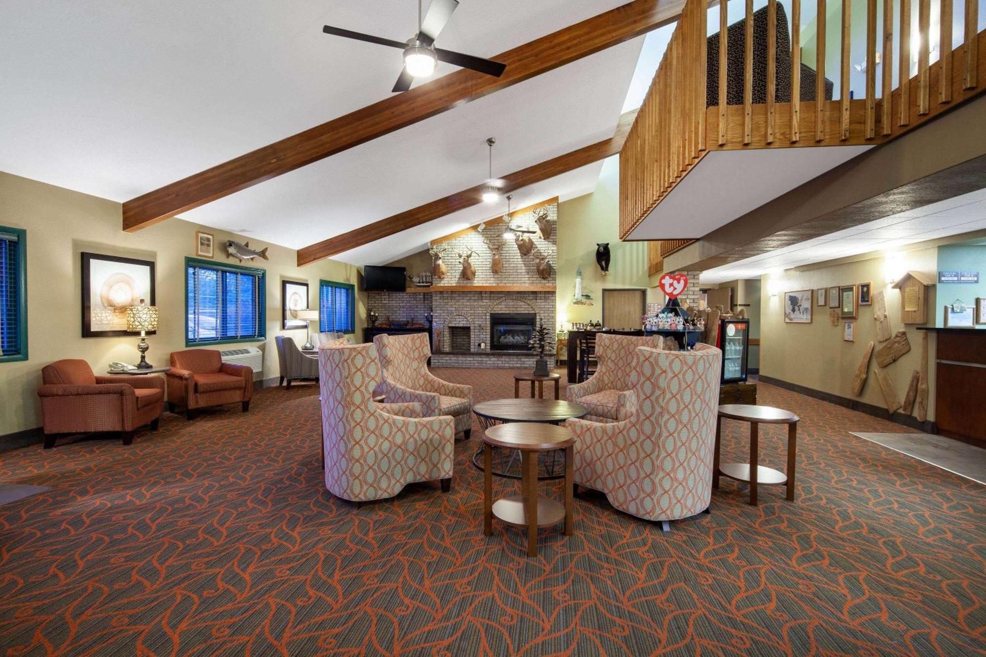 Americinn By Wyndham Ashland Esterno foto